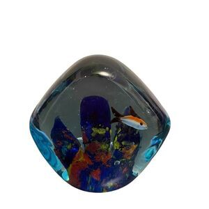 Art Glass Tropical Fish Coral Reef Paperweight Blue Underwater Marine Scene